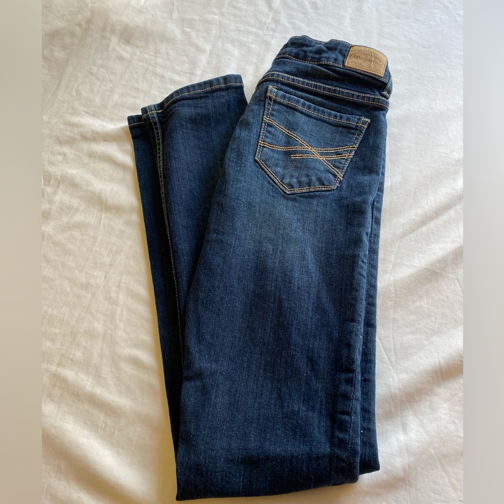 Woman’s Aeropostale skinny jeans size 1/2 Reg